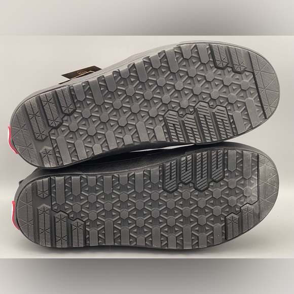 Vans Sk8 Hi Mte 2 Black/Black 3M Primaloft Hydroguard Boots Men’s 8 & 9 NEW - Picture 10 of 12